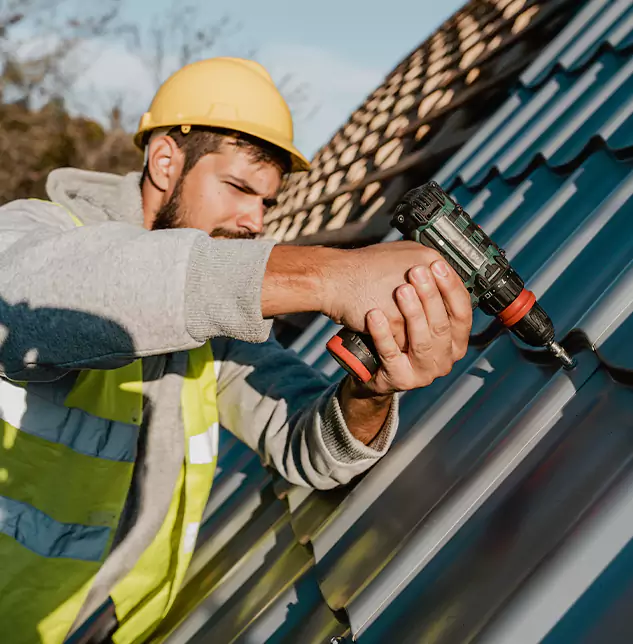 Cottage Grove Homeowners Count on Tovar Roofing LLC for Steel Roofing Excellence