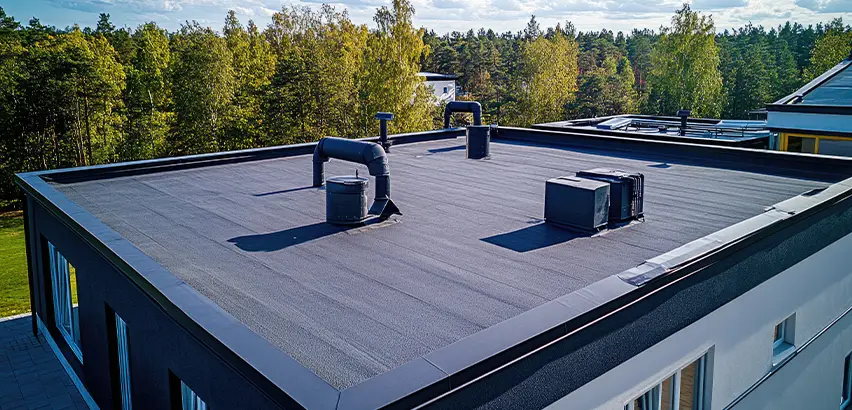 Professional Flat Roof Replacement Services in Cottage Grove, WI