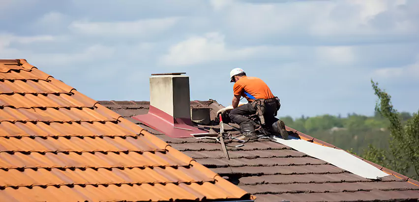 Cedar Roof Maintenance in Cottage Grove