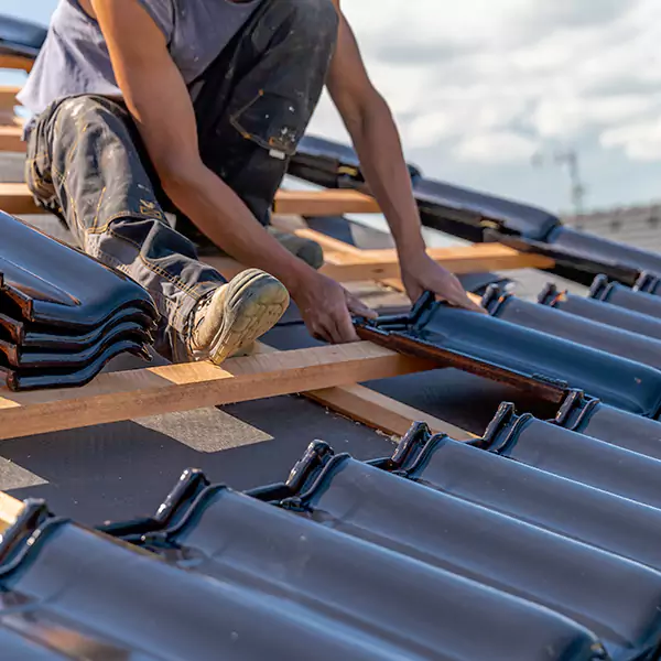 Why Cottage Grove Homeowners Choose Tovar Roofing LLC for Roof and Gutter Repair?