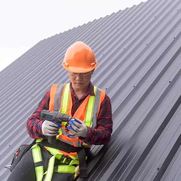 Why Property Owners in Cottage Grove Choose Tovar Roofing LLC for Tin Roofing Installation Service?