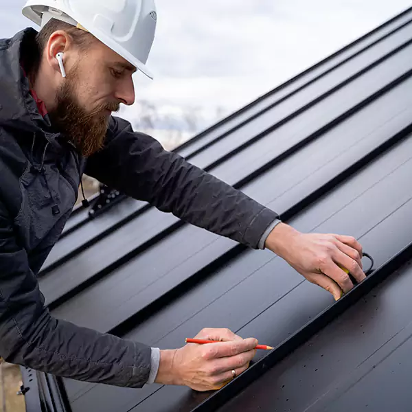 Why Cottage Grove Property Owners Choose Tovar Roofing LLC for Tin Roof Repair service?